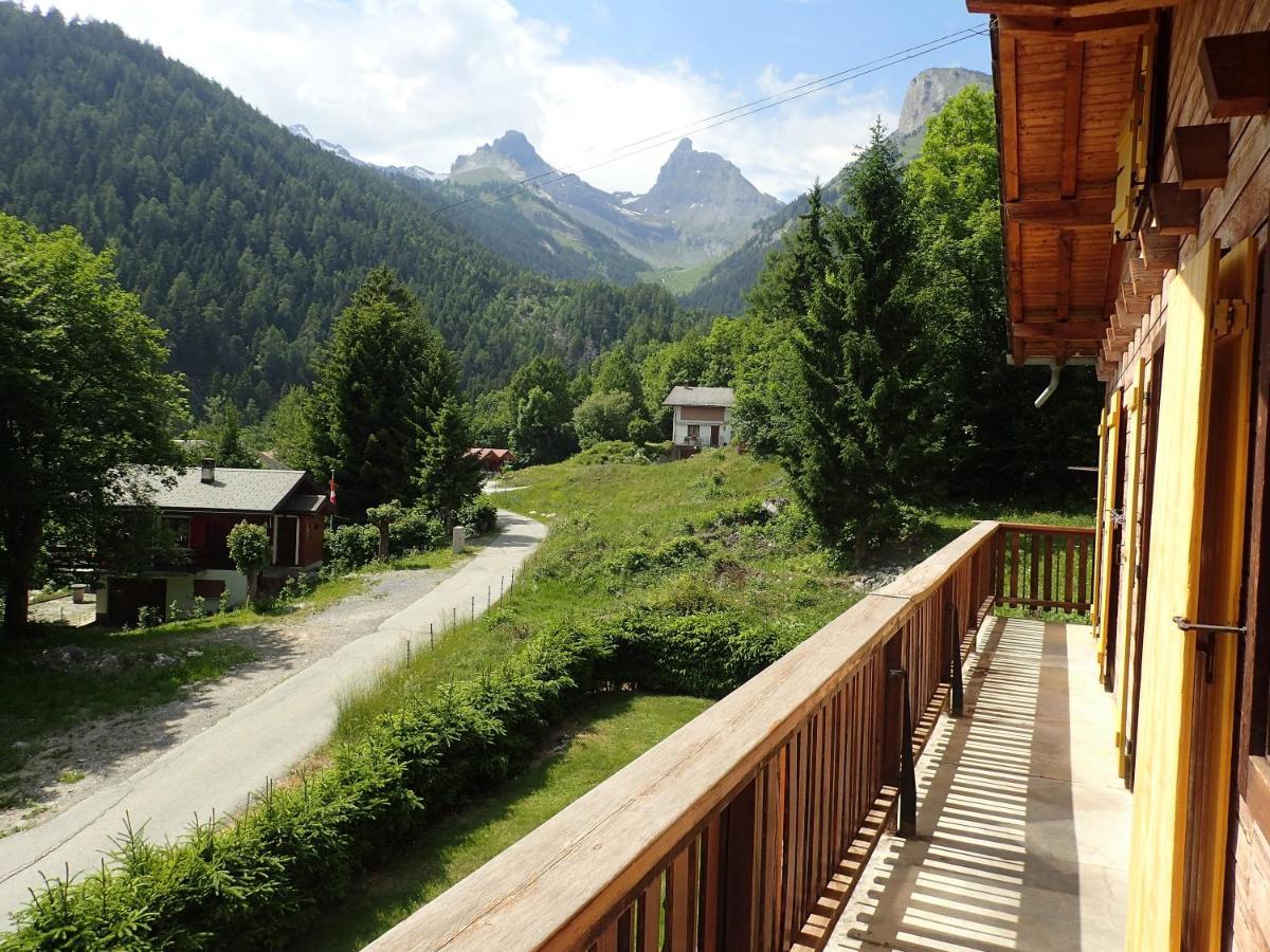 Chalet Le Muguet Villa Ovronnaz Bagian luar foto